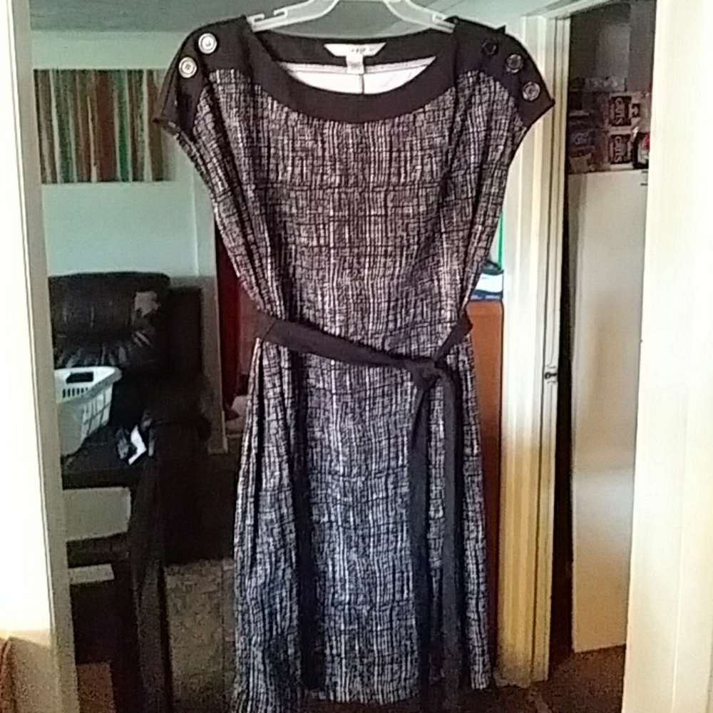 20W Studio AA Sheath Dress